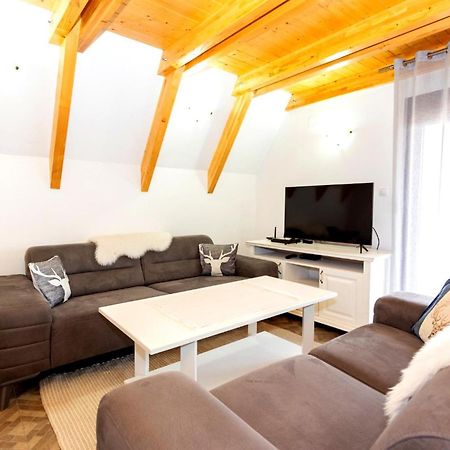 Hill View Chalets Zabljak  Ngoại thất bức ảnh