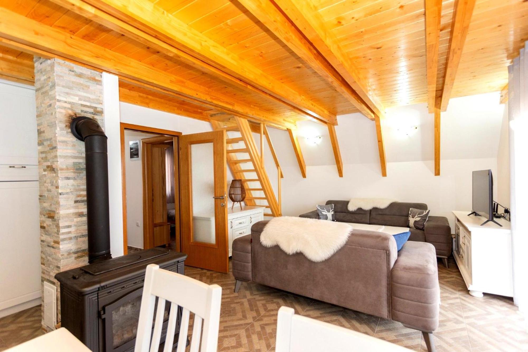 Hill View Chalets Zabljak  Ngoại thất bức ảnh