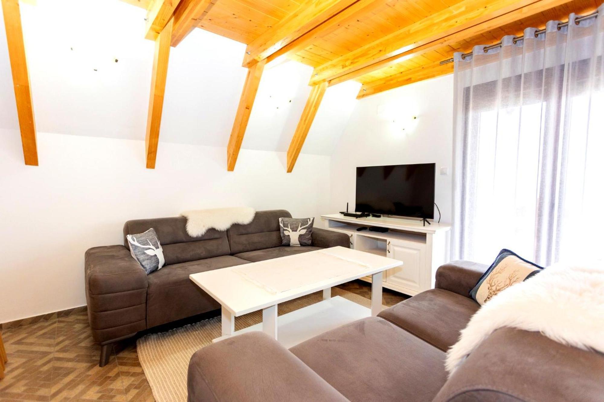 Hill View Chalets Zabljak  Ngoại thất bức ảnh