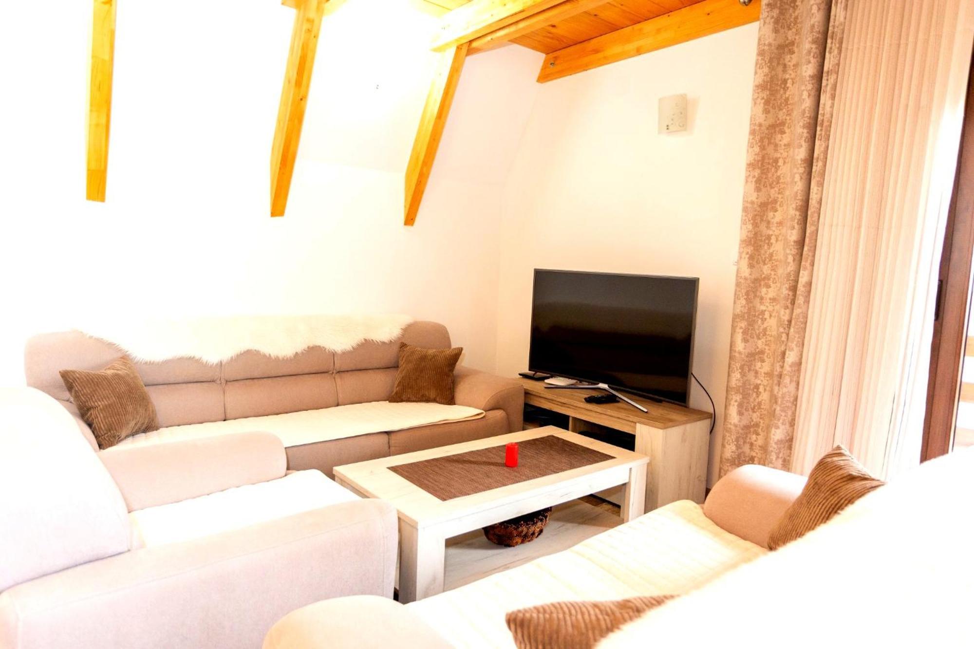 Hill View Chalets Zabljak  Ngoại thất bức ảnh
