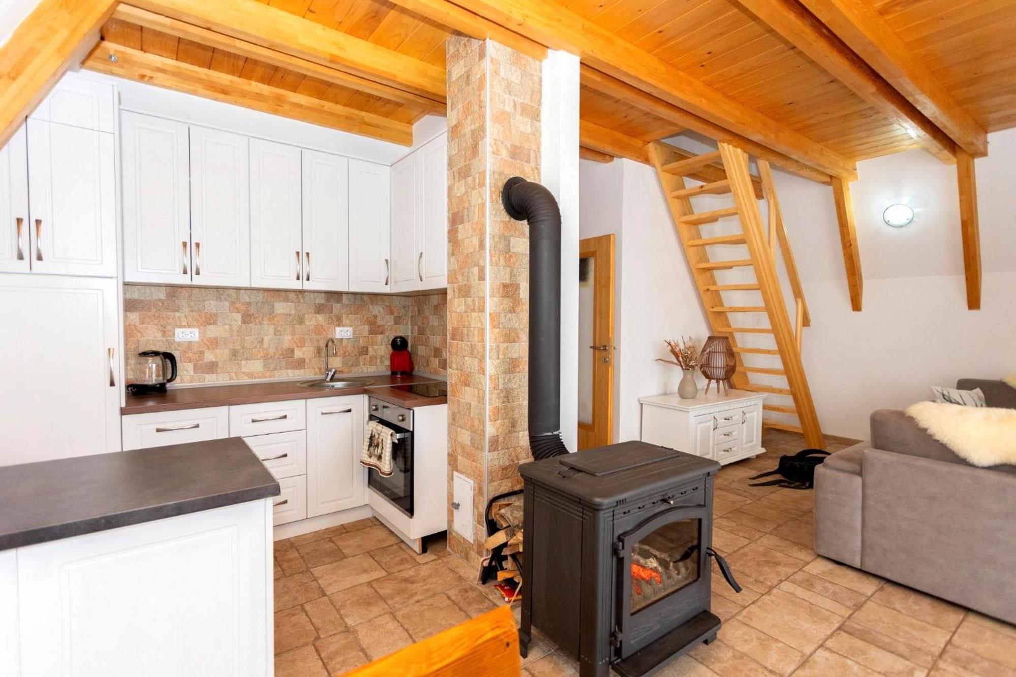 Hill View Chalets Zabljak  Ngoại thất bức ảnh