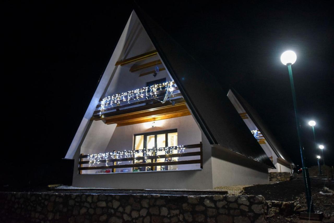 Hill View Chalets Zabljak  Ngoại thất bức ảnh
